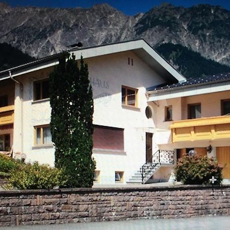 Haus Zudrell Lägenhet Vandans Exteriör bild
