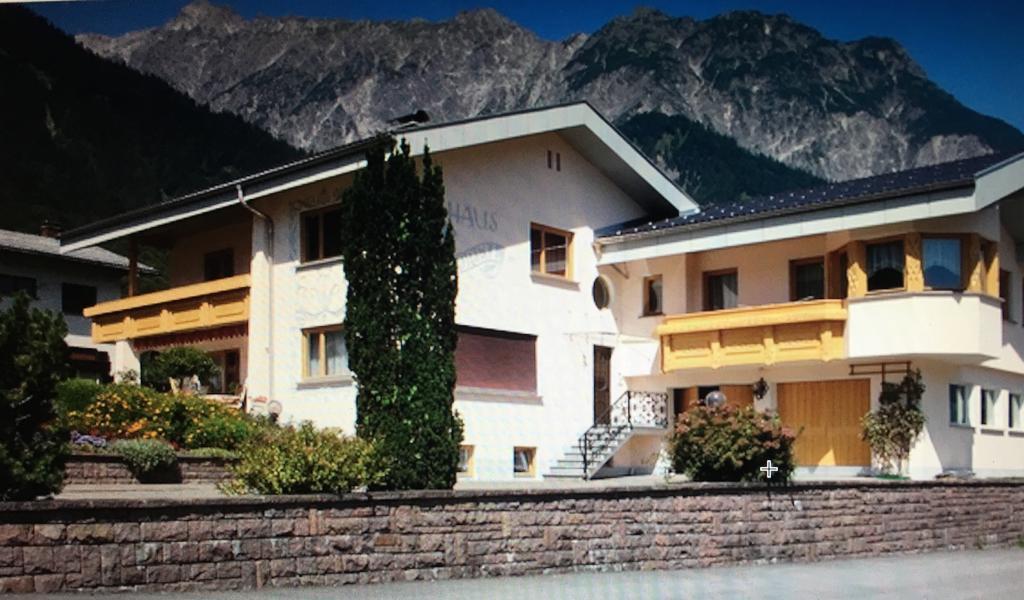 Haus Zudrell Lägenhet Vandans Exteriör bild